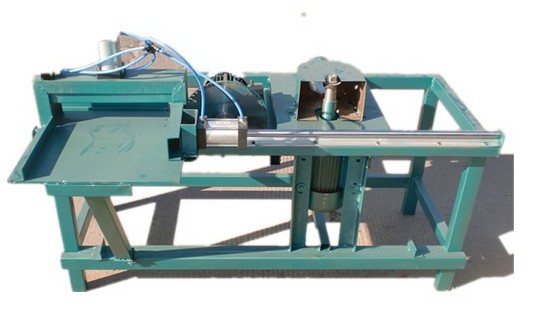 【木條龍骨 梳齒機(jī) 開(kāi)齒機(jī) 開(kāi)槽機(jī) 木工機(jī)械 板廠機(jī)械】?jī)r(jià)格,廠家,圖片,家具制造機(jī)械,石家莊市正定縣虎騰機(jī)械廠-